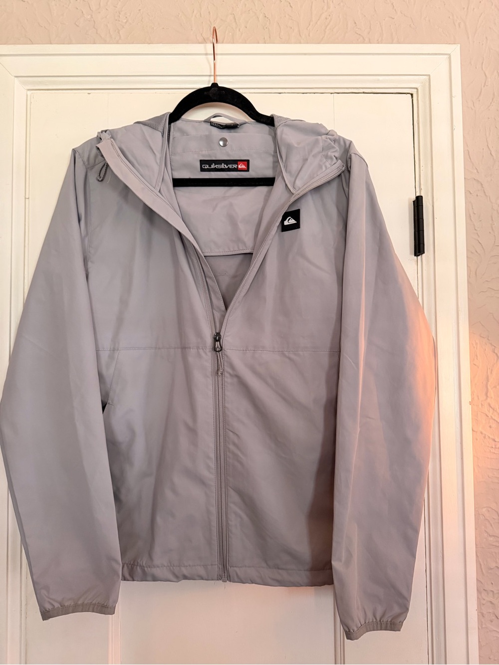 Quiksilver Men’s Light Gray Hooded Windbreaker Jacket - Minimal Logo